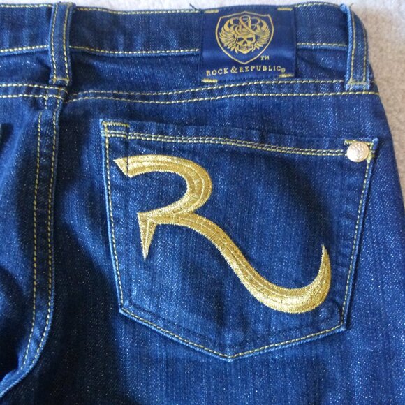 ROCK & REPUBLIC dark wash "GOLD TEASE" Kasandra bootcut jeans with gold shimmer - Picture 2 of 11